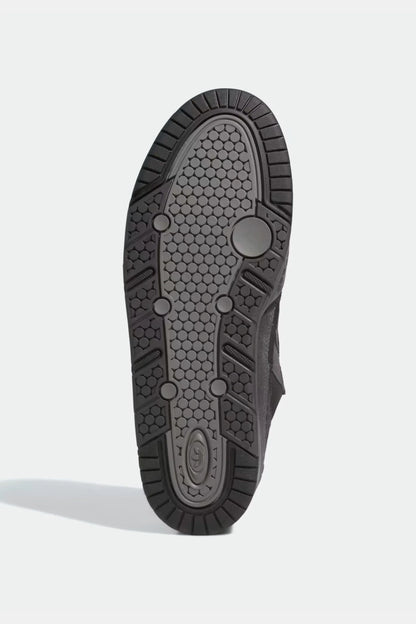 ADI2000 Czarne Trampki