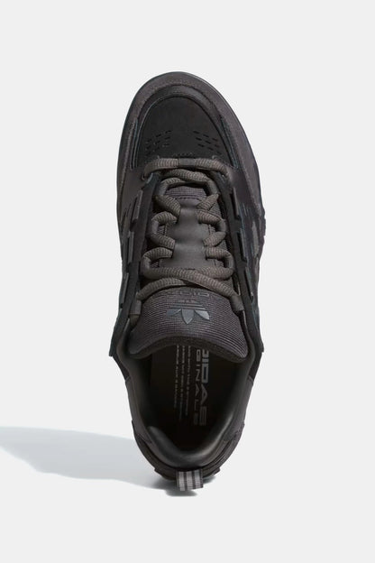 ADI2000 Czarne Trampki